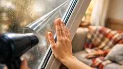 El truco de menos de 2 € para aislar tus ventanas y decir adiós a las corrientes de aire